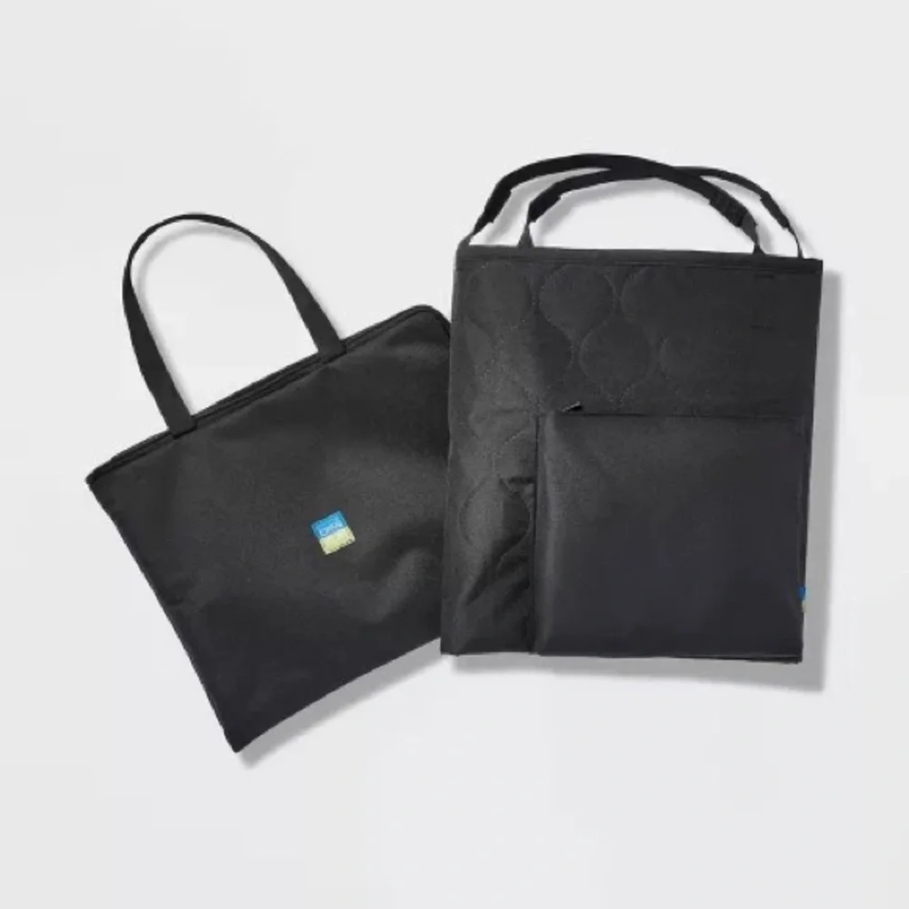 OPEN STORY NWT pet travel car blanket -black
